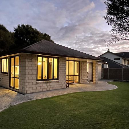 Charming Home Near Nature Auckland Exteriör bild