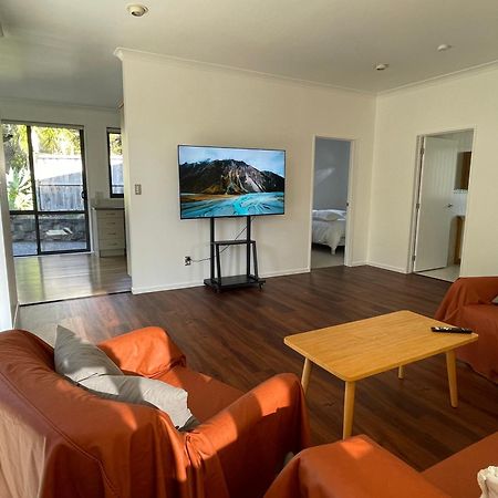 Charming Home Near Nature Auckland Exteriör bild