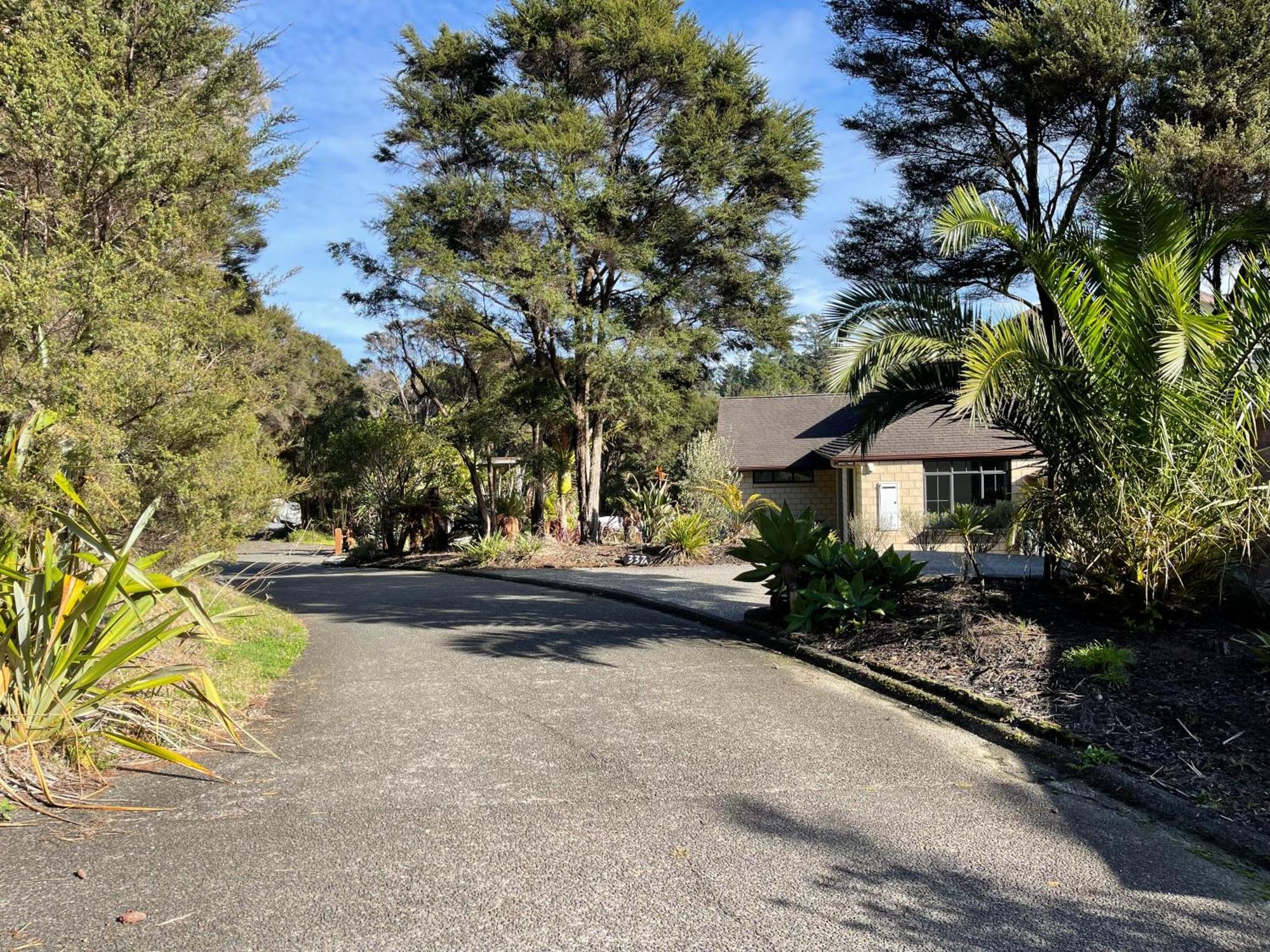 Charming Home Near Nature Auckland Exteriör bild