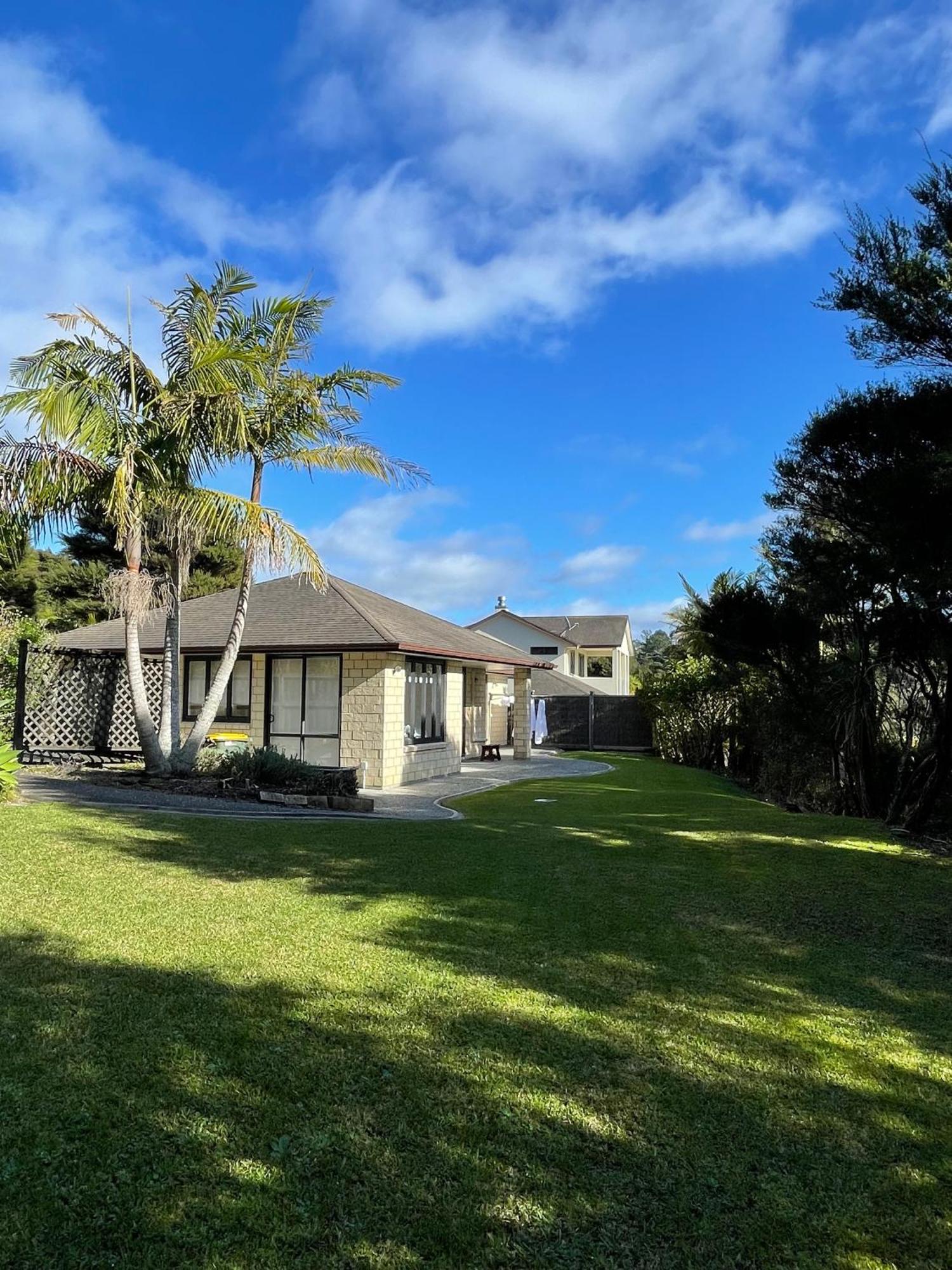 Charming Home Near Nature Auckland Exteriör bild